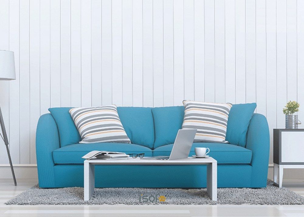 Mẫu sofa xanh dương có thiết kế chữ I đơn giản giúp căn phòng thêm rộng rãi và thoáng mát.